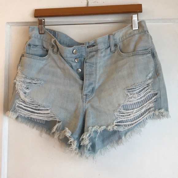 American Eagle Outfitters Pants - Vintage high rise shorts